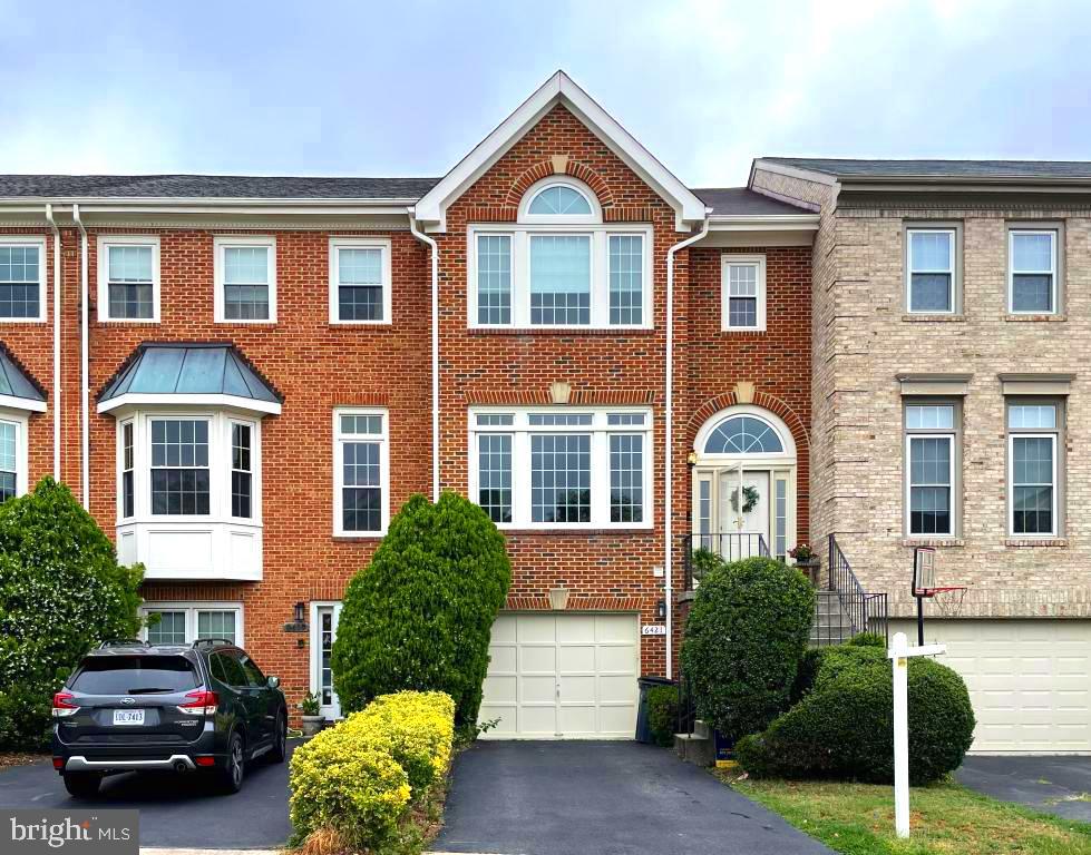 6421 LITTLE POTTERS LN, ALEXANDRIA, Virginia 22310, 3 Bedrooms Bedrooms, ,3 BathroomsBathrooms,Residential,For sale,6421 LITTLE POTTERS LN,VAFX2209384 MLS # VAFX2209384