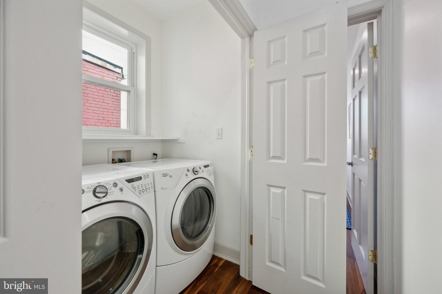 925 5TH ST NE, WASHINGTON, District Of Columbia 20002, 3 Bedrooms Bedrooms, ,1 BathroomBathrooms,Residential,For sale,925 5TH ST NE,DCDC2162454 MLS # DCDC2162454