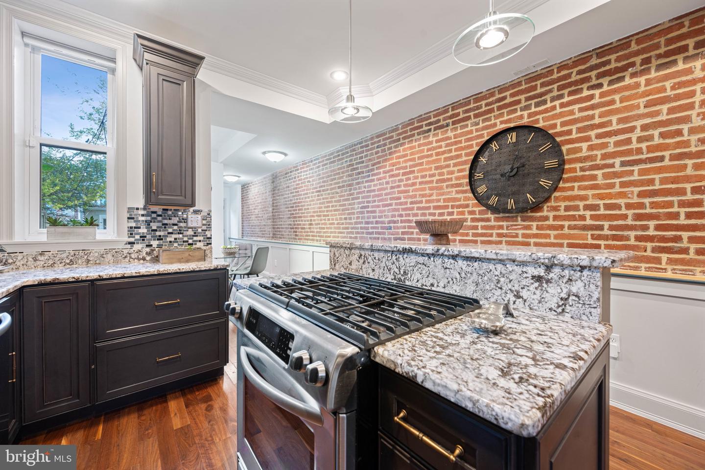 925 5TH ST NE, WASHINGTON, District Of Columbia 20002, 3 Bedrooms Bedrooms, ,1 BathroomBathrooms,Residential,For sale,925 5TH ST NE,DCDC2162454 MLS # DCDC2162454