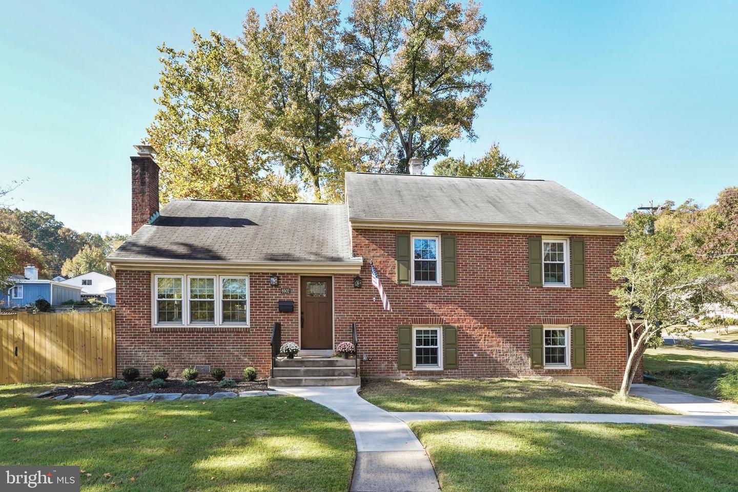 6902 CLEMSON DR, ALEXANDRIA, Virginia 22307, 4 Bedrooms Bedrooms, ,3 BathroomsBathrooms,Residential,For sale,6902 CLEMSON DR,VAFX2205000 MLS # VAFX2205000