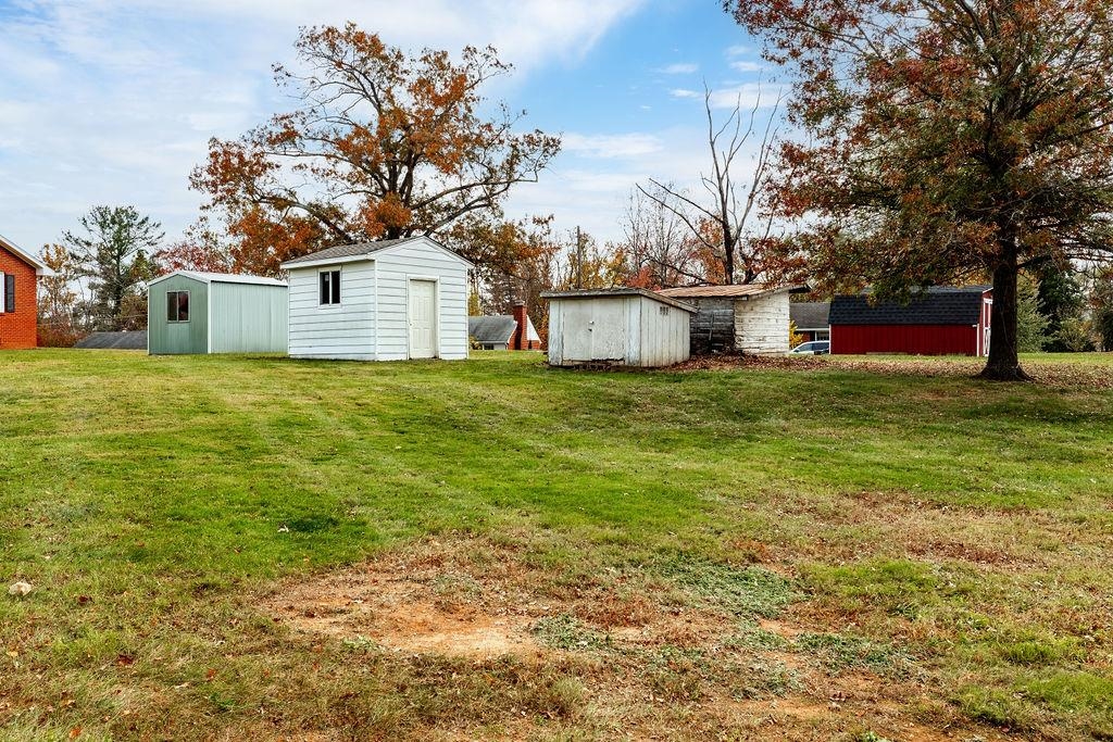 5709 SAINT GEORGE AVE, CROZET, Virginia 22932, 3 Bedrooms Bedrooms, ,1 BathroomBathrooms,Residential,5709 SAINT GEORGE AVE,658543 MLS # 658543