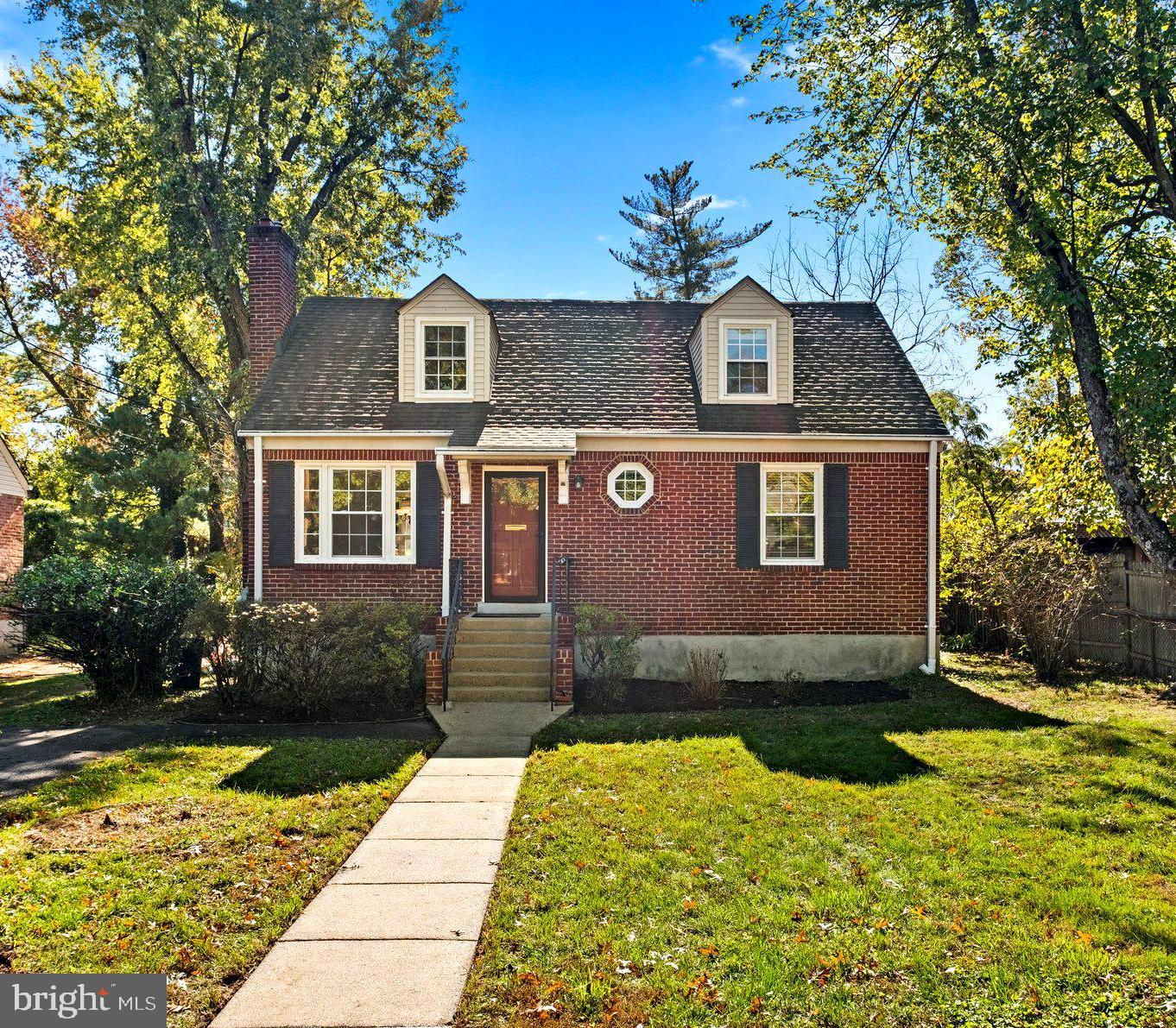 6807 JEFFERSON AVE, FALLS CHURCH, Virginia 22042, 4 Bedrooms Bedrooms, ,2 BathroomsBathrooms,Residential,For sale,6807 JEFFERSON AVE,VAFX2206502 MLS # VAFX2206502