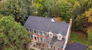 12144 WINDSOR HALL WAY, HERNDON, Virginia 20170, 5 Bedrooms Bedrooms, ,4 BathroomsBathrooms,Residential,For sale,12144 WINDSOR HALL WAY,VAFX2207786 MLS # VAFX2207786