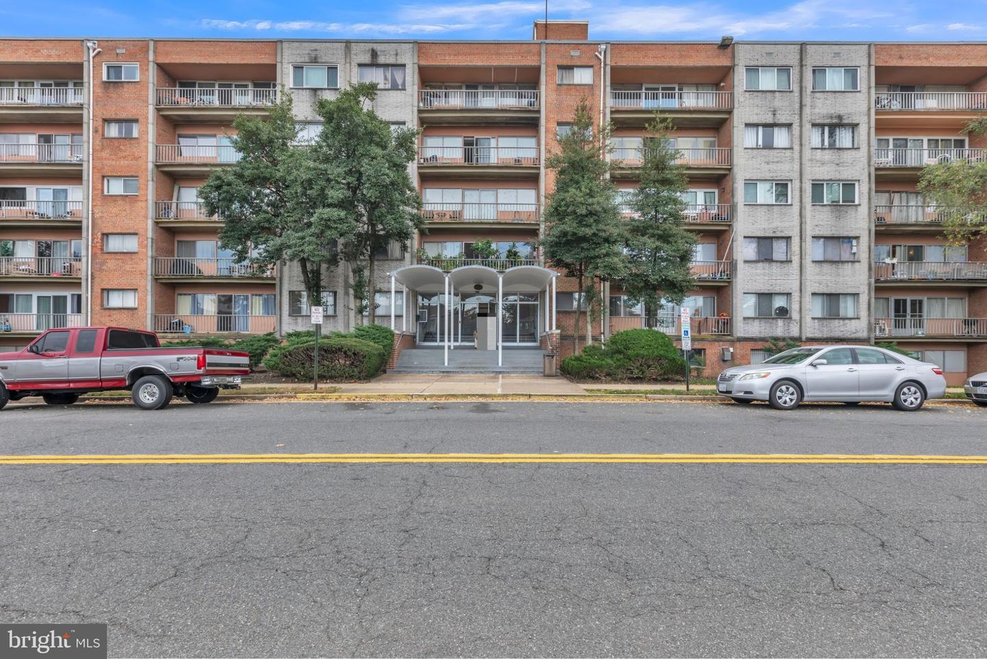 401 N ARMISTEAD ST #407, ALEXANDRIA, Virginia 22312, 1 Bedroom Bedrooms, ,1 BathroomBathrooms,Residential,For sale,401 N ARMISTEAD ST #407,VAAX2039258 MLS # VAAX2039258