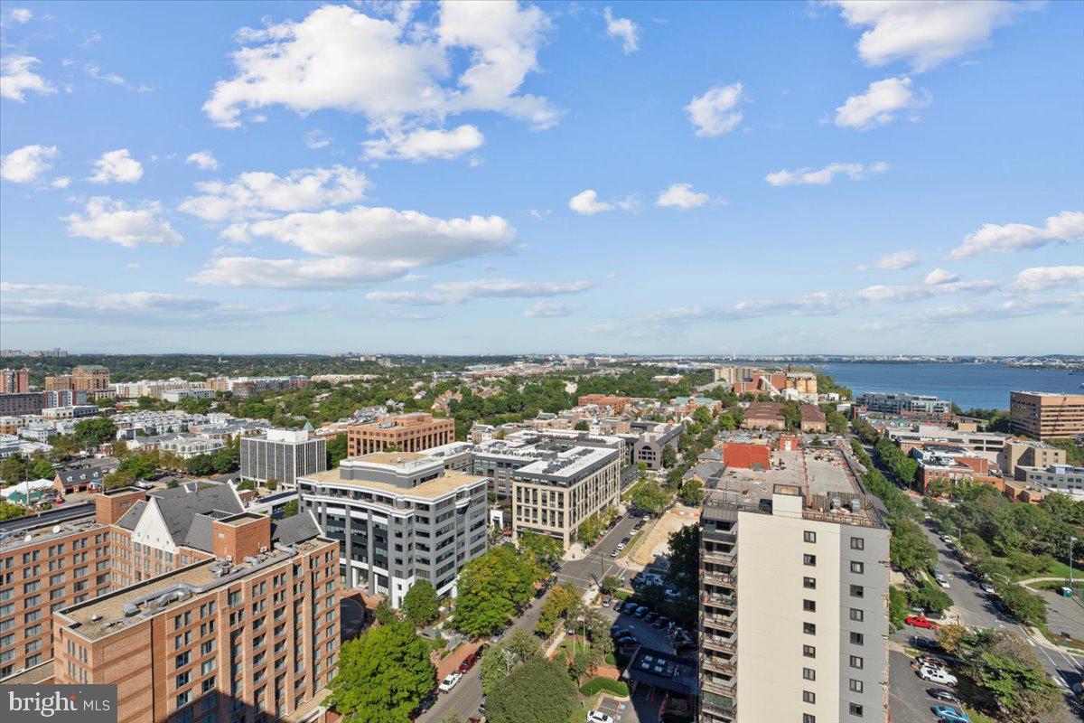 400 MADISON ST #206, ALEXANDRIA, Virginia 22314, 1 Bedroom Bedrooms, ,1 BathroomBathrooms,Residential,For sale,400 MADISON ST #206,VAAX2039278 MLS # VAAX2039278