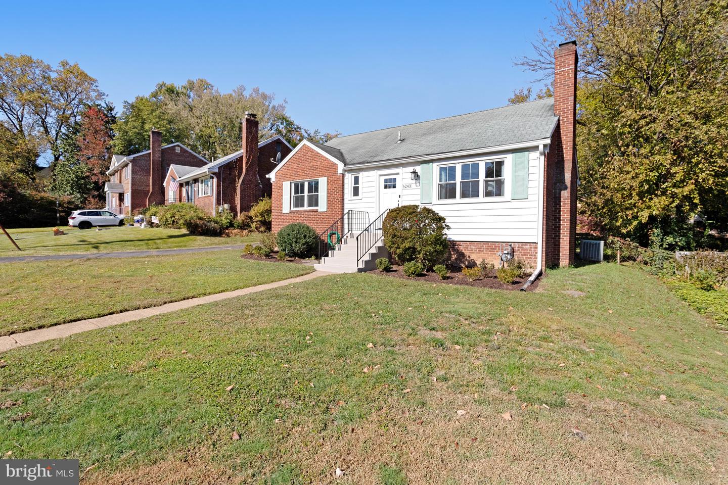 6243 22ND RD N, ARLINGTON, Virginia 22205, 3 Bedrooms Bedrooms, ,2 BathroomsBathrooms,Residential,For sale,6243 22ND RD N,VAAR2050348 MLS # VAAR2050348