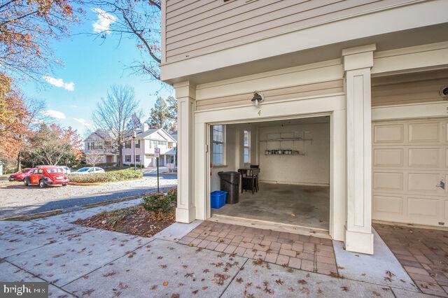 1300 WINDLEAF DR #G, RESTON, Virginia 20194, 3 Bedrooms Bedrooms, ,2 BathroomsBathrooms,Residential,For sale,1300 WINDLEAF DR #G,VAFX2209074 MLS # VAFX2209074