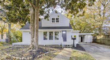 6816 DUKE DR, ALEXANDRIA, Virginia 22307, 4 Bedrooms Bedrooms, ,3 BathroomsBathrooms,Residential,For sale,6816 DUKE DR,VAFX2209330 MLS # VAFX2209330