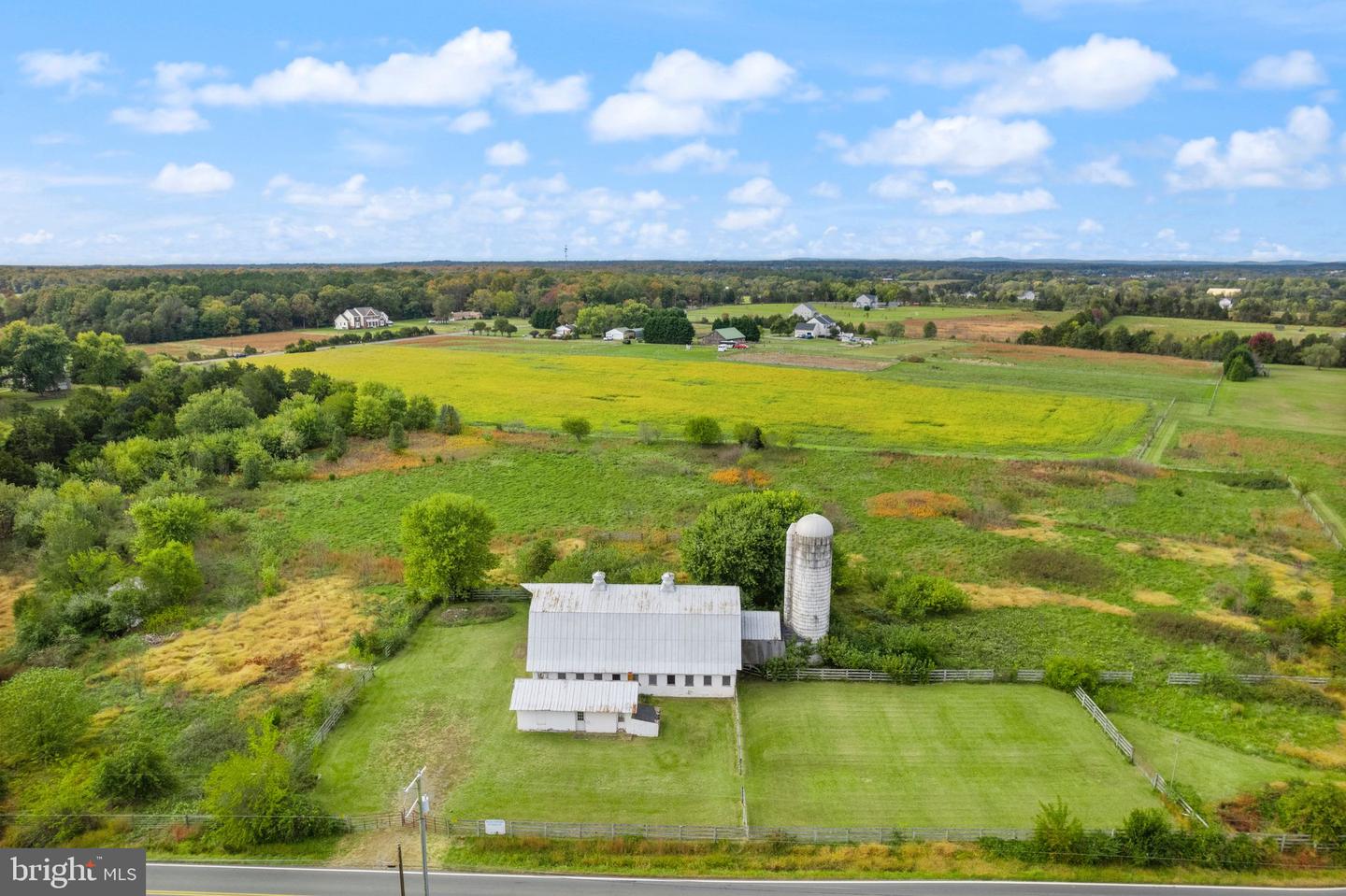 13550 FLEETWOOD DR, NOKESVILLE, Virginia 20181, 4 Bedrooms Bedrooms, ,3 BathroomsBathrooms,Residential,For sale,13550 FLEETWOOD DR,VAPW2082788 MLS # VAPW2082788