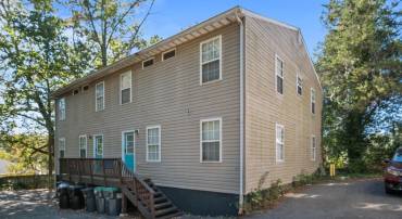 1122, 1124 PRESTON AVE, CHARLOTTESVILLE, Virginia 22903, 19 Bedrooms Bedrooms, ,16 BathroomsBathrooms,Residential,For sale,1122, 1124 PRESTON AVE,658570 MLS # 658570