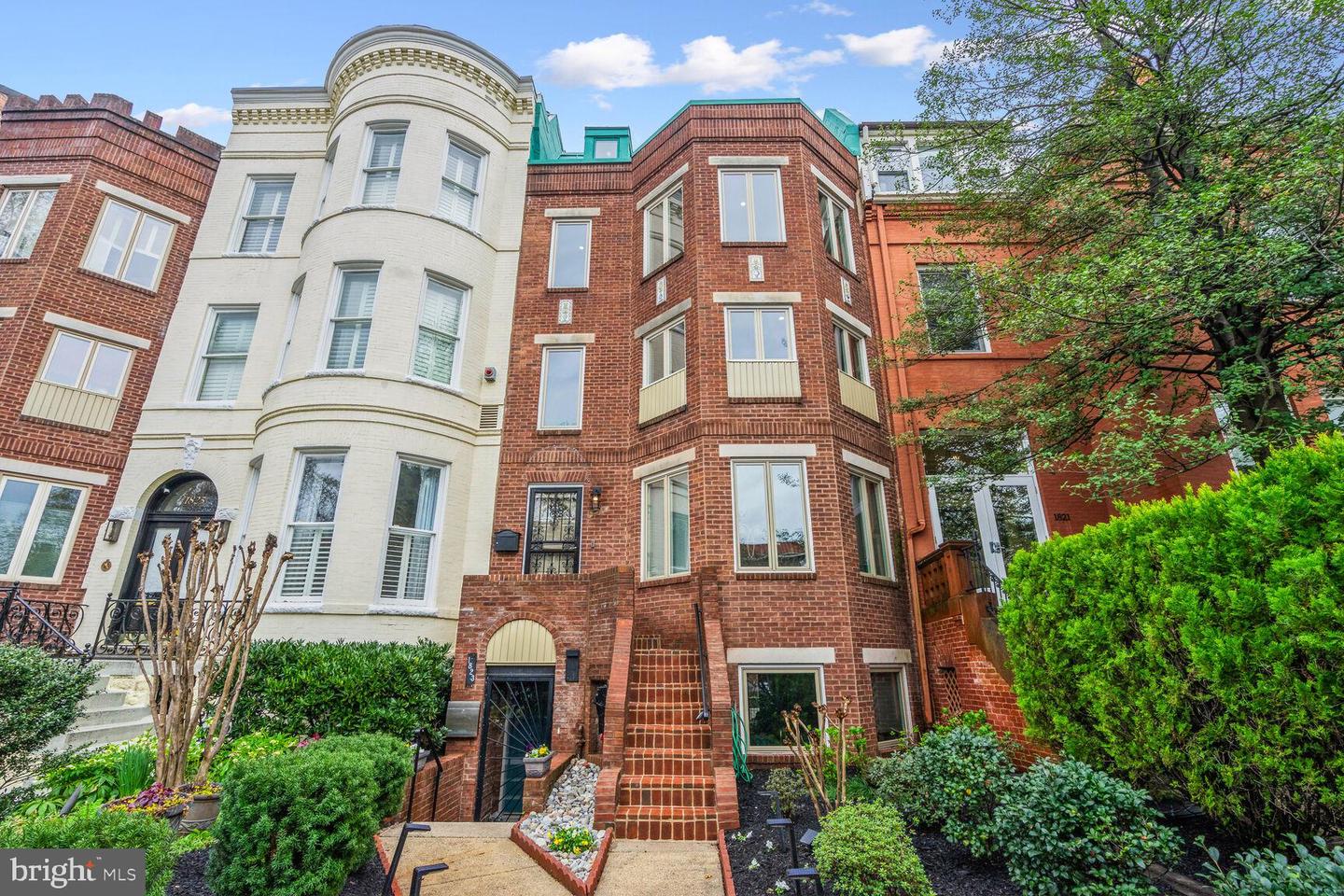 1823 1/2 16TH ST NW, WASHINGTON, District Of Columbia 20009, 3 Bedrooms Bedrooms, ,3 BathroomsBathrooms,Residential,For sale,1823 1/2 16TH ST NW,DCDC2133830 MLS # DCDC2133830