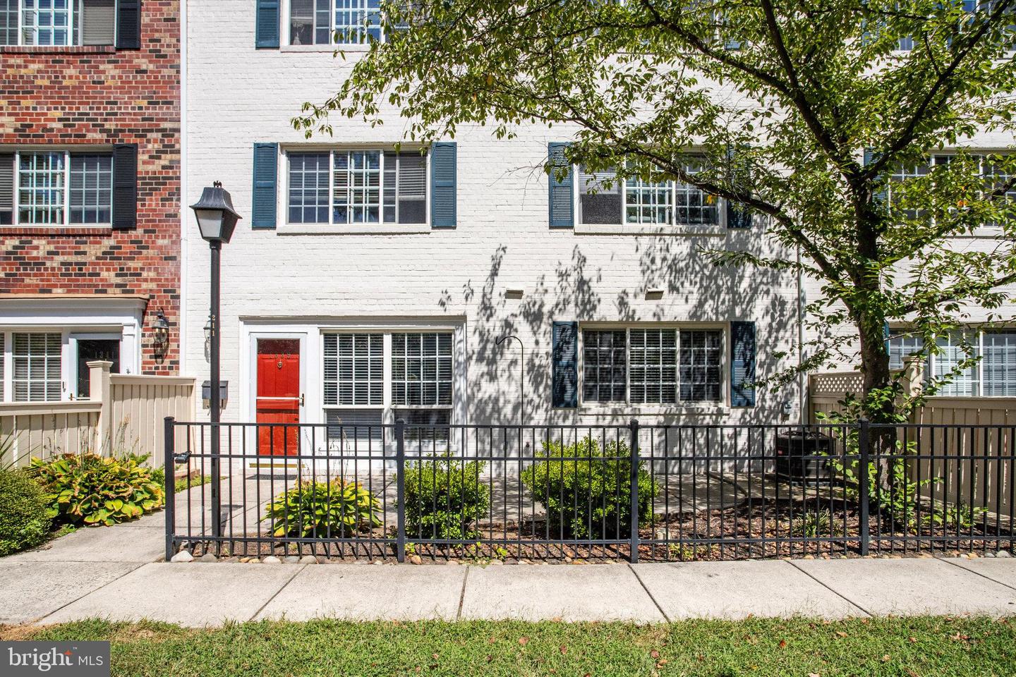 1339 N VAN DORN ST, ALEXANDRIA, Virginia 22304, 1 Bedroom Bedrooms, ,1 BathroomBathrooms,Residential,For sale,1339 N VAN DORN ST,VAAX2037934 MLS # VAAX2037934