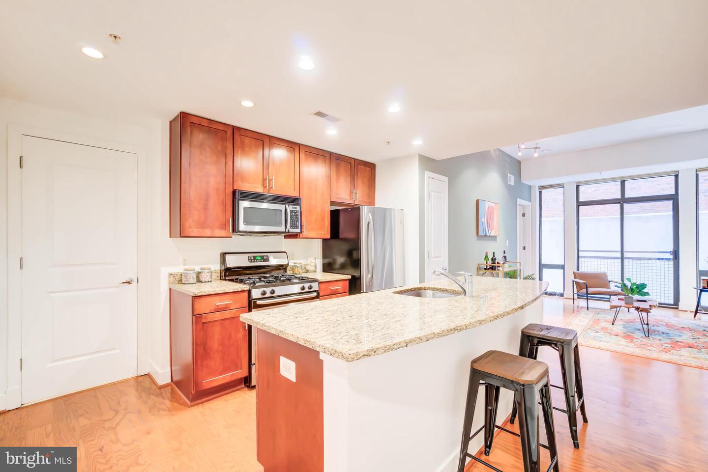 1211 13TH ST NW #T4, WASHINGTON, District Of Columbia 20005, 1 Bedroom Bedrooms, ,1 BathroomBathrooms,Residential,For sale,1211 13TH ST NW #T4,DCDC2161730 MLS # DCDC2161730