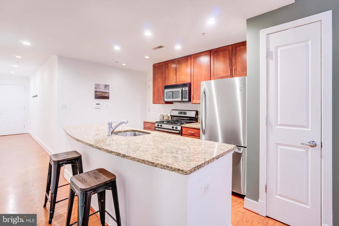 1211 13TH ST NW #T4, WASHINGTON, District Of Columbia 20005, 1 Bedroom Bedrooms, ,1 BathroomBathrooms,Residential,For sale,1211 13TH ST NW #T4,DCDC2161730 MLS # DCDC2161730