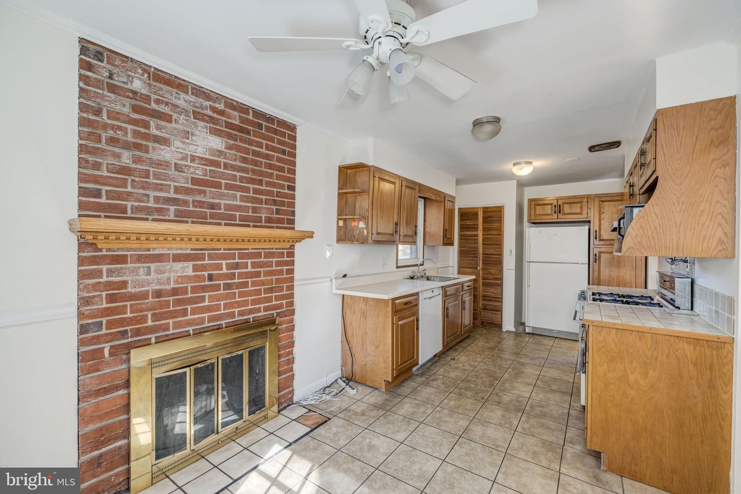 6809 JEROME ST, SPRINGFIELD, Virginia 22150, 4 Bedrooms Bedrooms, ,2 BathroomsBathrooms,Residential,For sale,6809 JEROME ST,VAFX2206562 MLS # VAFX2206562