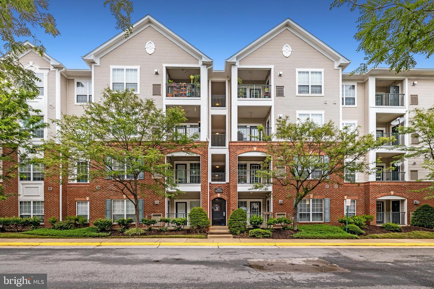 4854 EISENHOWER AVE #443, ALEXANDRIA, Virginia 22304, 1 Bedroom Bedrooms, ,1 BathroomBathrooms,Residential,For sale,4854 EISENHOWER AVE #443,VAAX2039170 MLS # VAAX2039170