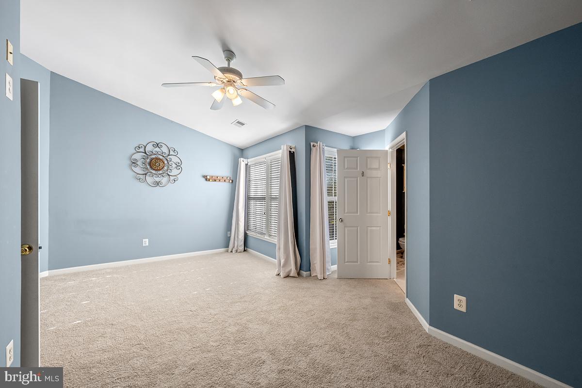 8245 LAMBERTS LN, ALEXANDRIA, Virginia 22309, 3 Bedrooms Bedrooms, ,2 BathroomsBathrooms,Residential,For sale,8245 LAMBERTS LN,VAFX2208878 MLS # VAFX2208878