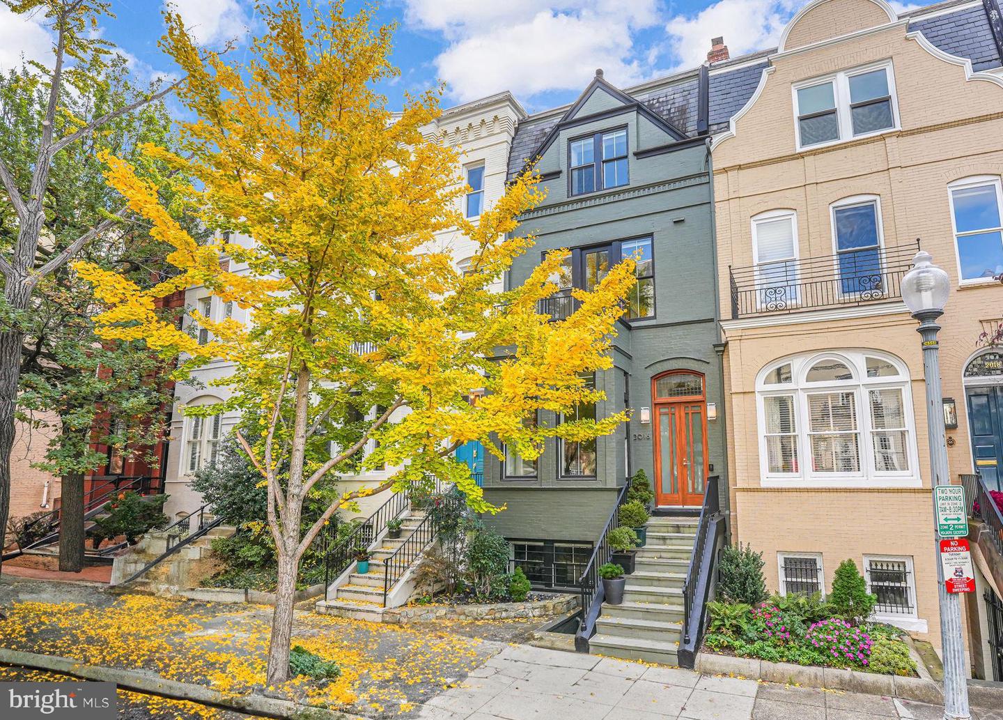 2016 HILLYER PL NW, WASHINGTON, District Of Columbia 20009, 4 Bedrooms Bedrooms, ,2 BathroomsBathrooms,Residential,For sale,2016 HILLYER PL NW,DCDC2167332 MLS # DCDC2167332