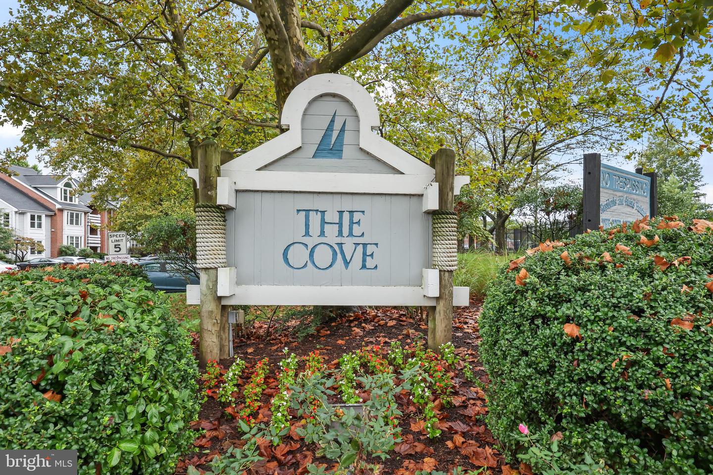 7600-C LAKESIDE VILLAGE DR #C, FALLS CHURCH, Virginia 22042, 2 Bedrooms Bedrooms, 7 Rooms Rooms,2 BathroomsBathrooms,Residential,For sale,7600-C LAKESIDE VILLAGE DR #C,VAFX2209418 MLS # VAFX2209418