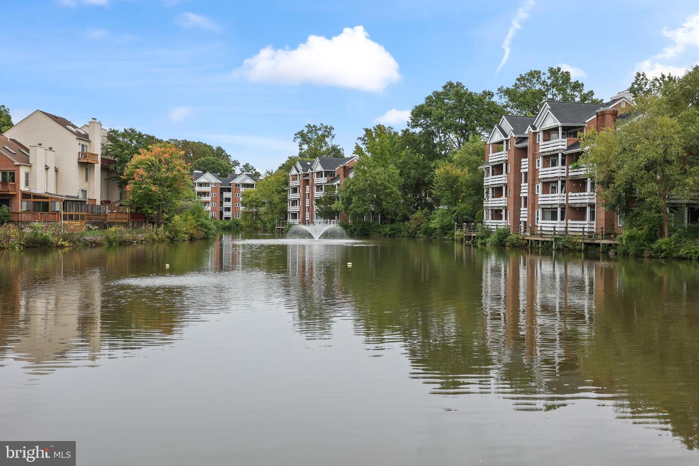 7600-C LAKESIDE VILLAGE DR #C, FALLS CHURCH, Virginia 22042, 2 Bedrooms Bedrooms, 7 Rooms Rooms,2 BathroomsBathrooms,Residential,For sale,7600-C LAKESIDE VILLAGE DR #C,VAFX2209418 MLS # VAFX2209418