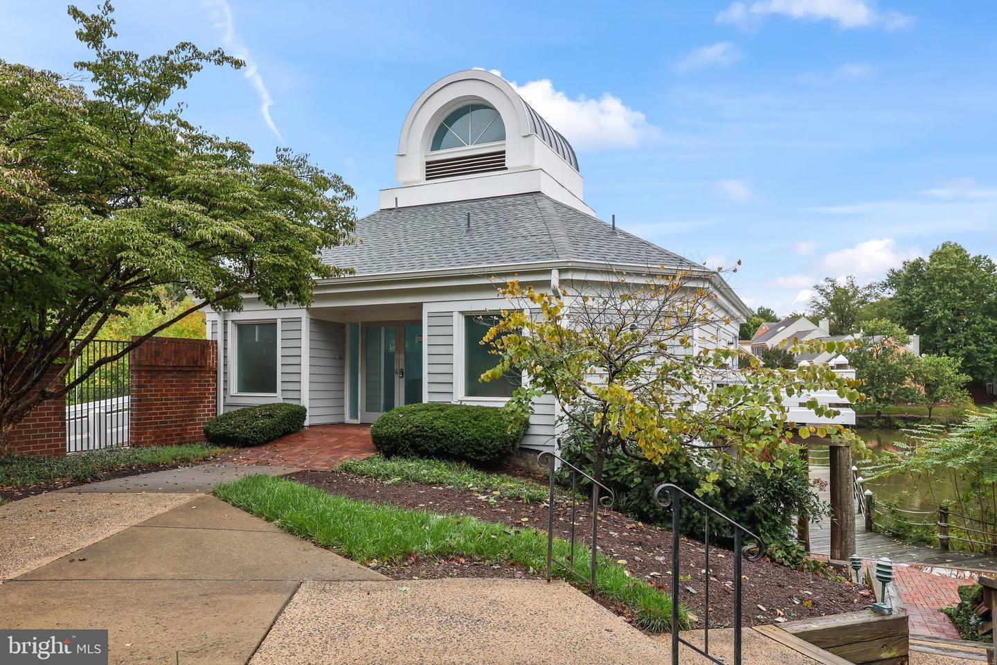 7600-C LAKESIDE VILLAGE DR #C, FALLS CHURCH, Virginia 22042, 2 Bedrooms Bedrooms, 7 Rooms Rooms,2 BathroomsBathrooms,Residential,For sale,7600-C LAKESIDE VILLAGE DR #C,VAFX2209418 MLS # VAFX2209418