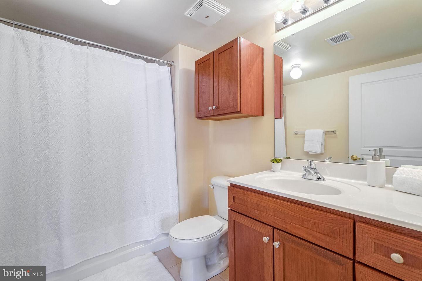 616 E ST NW #1018, WASHINGTON, District Of Columbia 20004, 2 Bedrooms Bedrooms, ,2 BathroomsBathrooms,Residential,For sale,616 E ST NW #1018,DCDC2167526 MLS # DCDC2167526