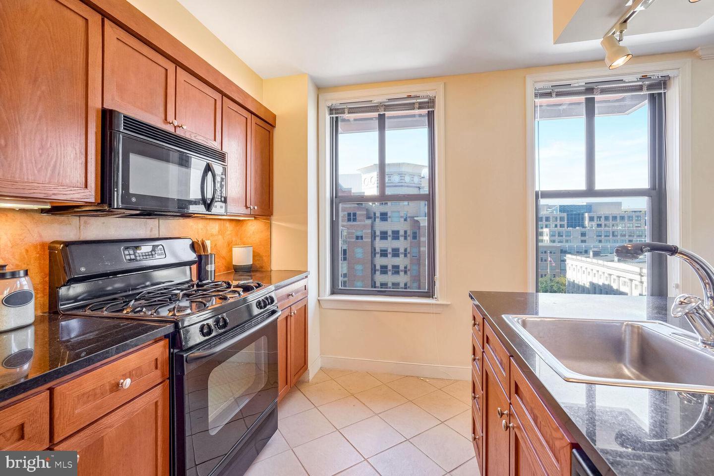 616 E ST NW #1018, WASHINGTON, District Of Columbia 20004, 2 Bedrooms Bedrooms, ,2 BathroomsBathrooms,Residential,For sale,616 E ST NW #1018,DCDC2167526 MLS # DCDC2167526