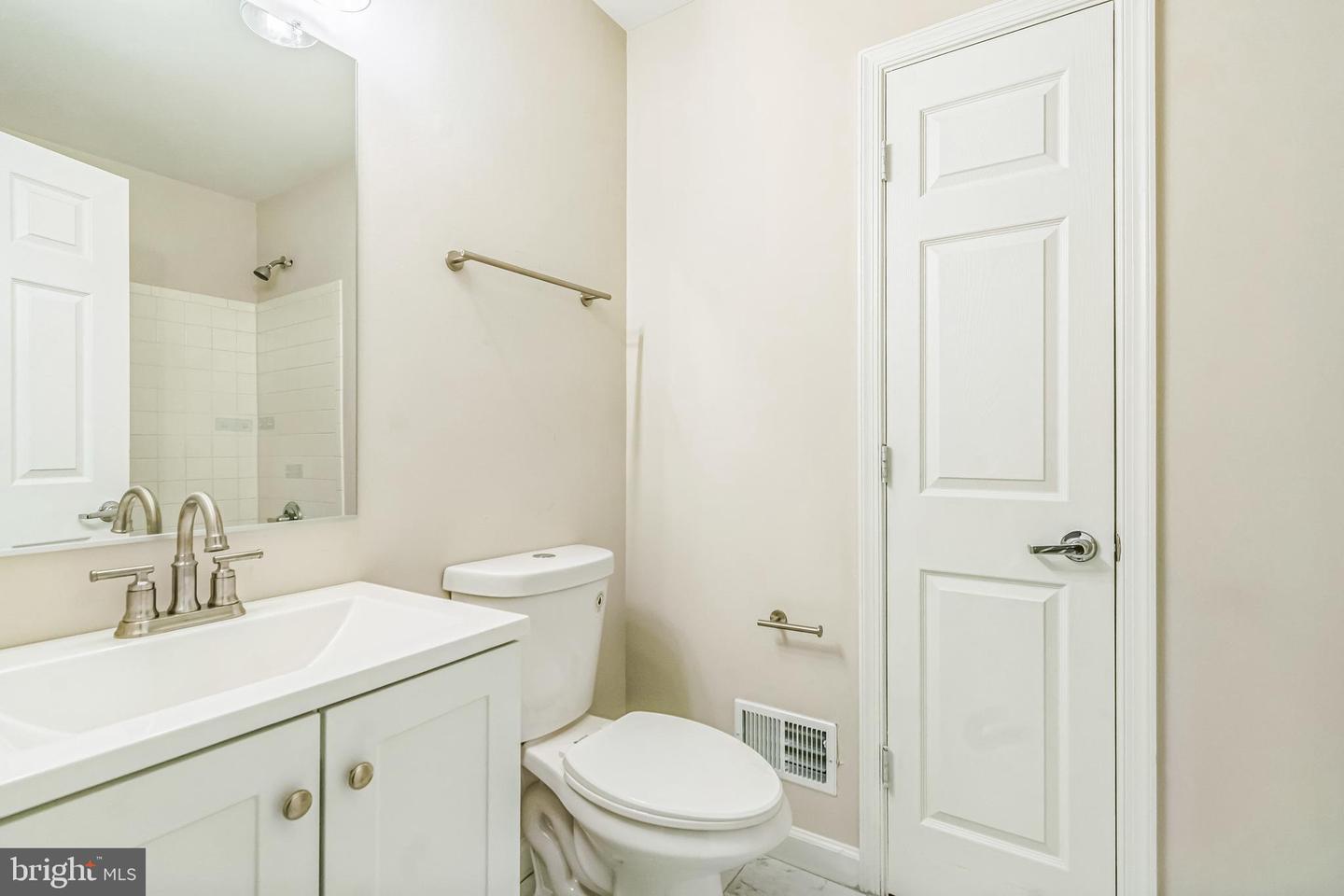 411 51ST ST SE, WASHINGTON, District Of Columbia 20019, 3 Bedrooms Bedrooms, ,2 BathroomsBathrooms,Residential,For sale,411 51ST ST SE,DCDC2167582 MLS # DCDC2167582