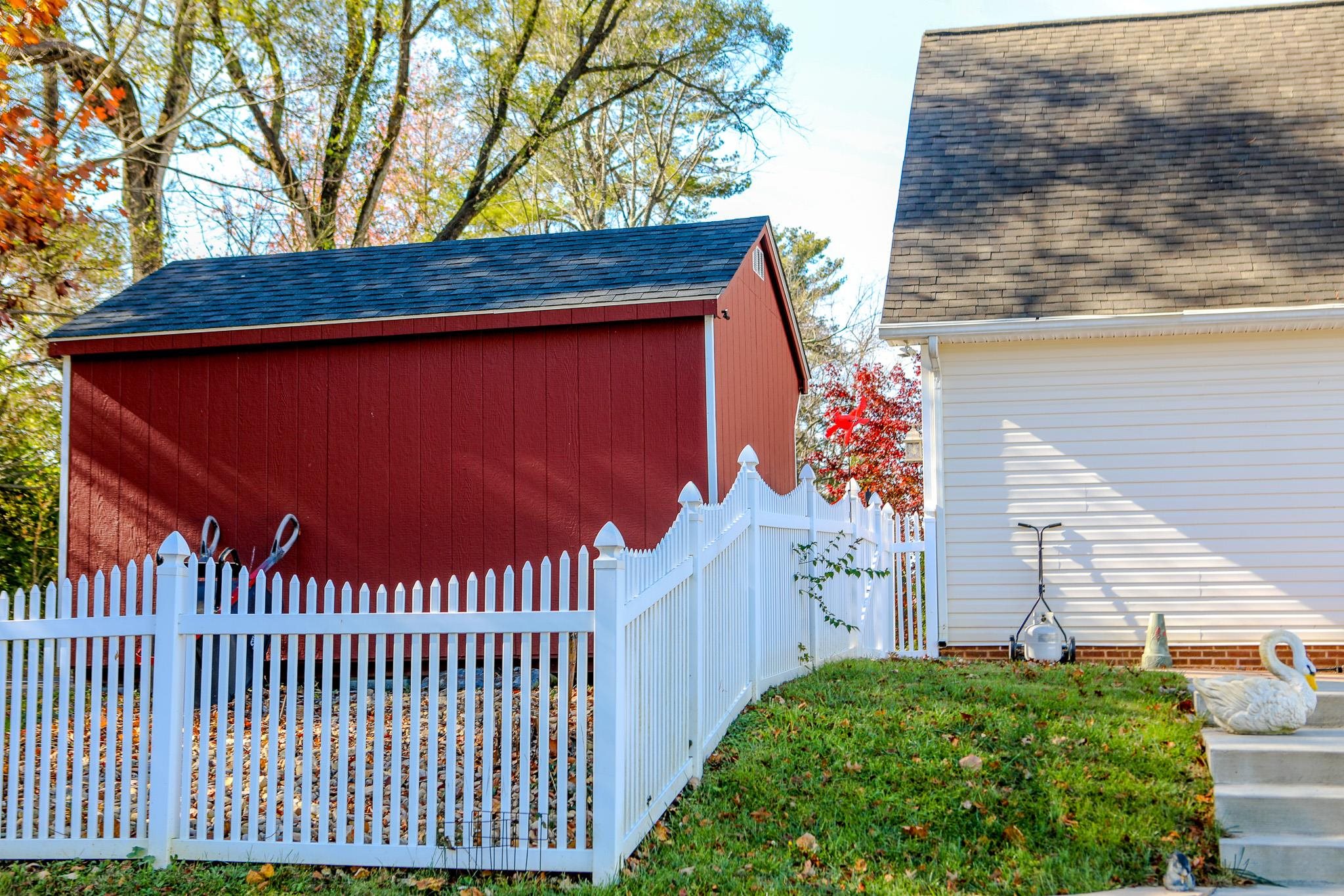 182 HENKEL RD, WAYNESBORO, Virginia 22980, 3 Bedrooms Bedrooms, ,2 BathroomsBathrooms,Residential,182 HENKEL RD,658594 MLS # 658594