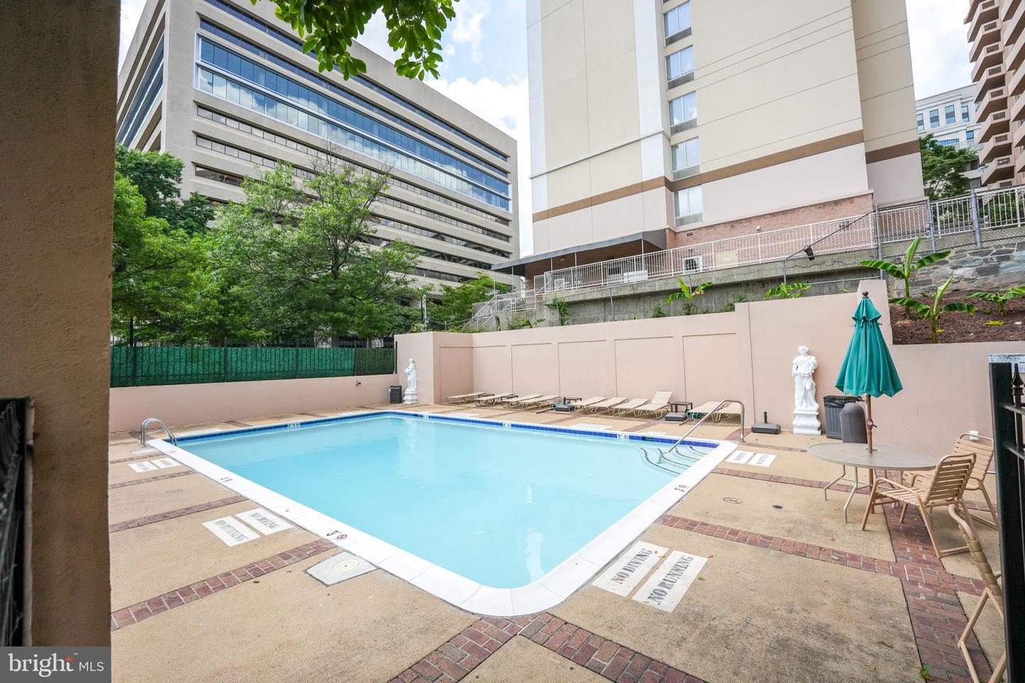 1301 N COURTHOUSE RD #1808, ARLINGTON, Virginia 22201, 1 Bedroom Bedrooms, ,1 BathroomBathrooms,Residential,For sale,1301 N COURTHOUSE RD #1808,VAAR2049154 MLS # VAAR2049154