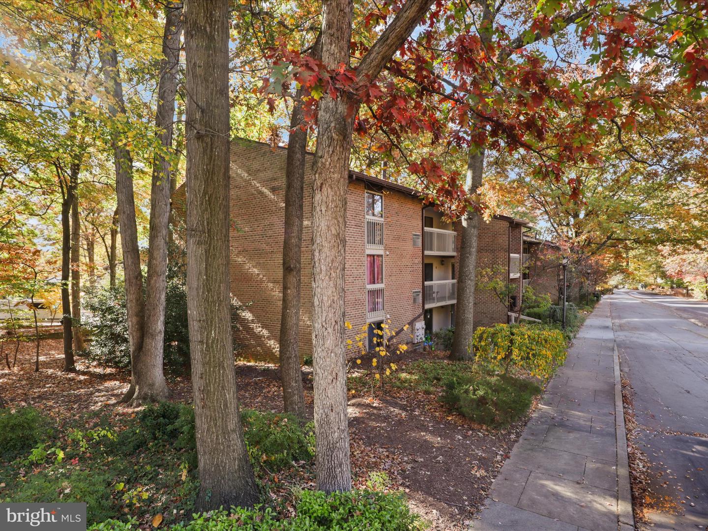 1520 MOORINGS DR #21B, RESTON, Virginia 20190, 2 Bedrooms Bedrooms, ,1 BathroomBathrooms,Residential,For sale,1520 MOORINGS DR #21B,VAFX2207418 MLS # VAFX2207418