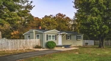 11021 WEAVERSVILLE RD, BEALETON, Virginia 22712, 2 Bedrooms Bedrooms, ,1 BathroomBathrooms,Residential,For sale,11021 WEAVERSVILLE RD,VAFQ2014504 MLS # VAFQ2014504