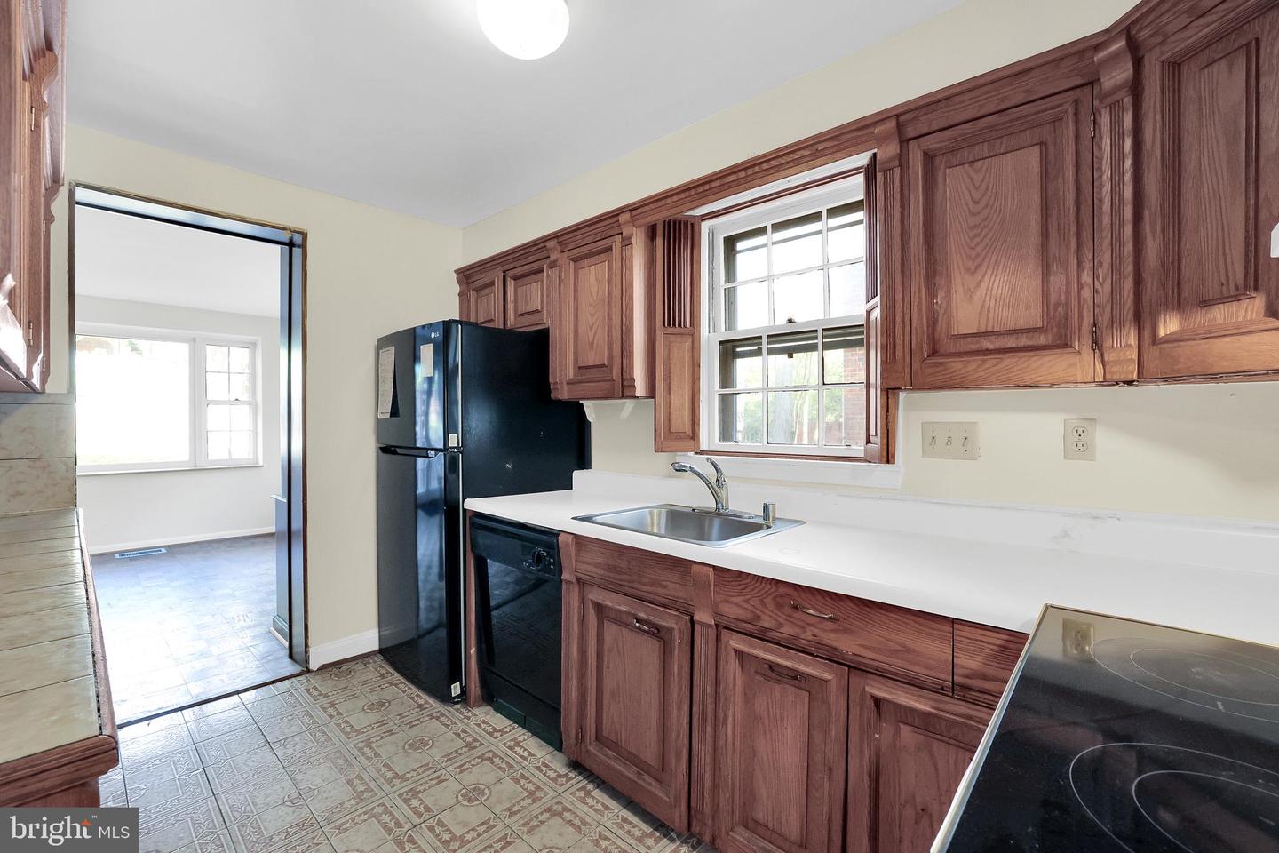 2905 TILDEN ST NW, WASHINGTON, District Of Columbia 20008, 3 Bedrooms Bedrooms, ,3 BathroomsBathrooms,Residential,For sale,2905 TILDEN ST NW,DCDC2166304 MLS # DCDC2166304