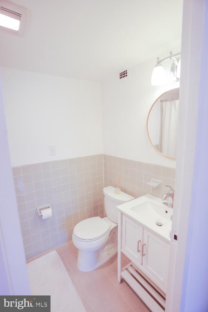 5406 CONNECTICUT AVE NW #803, WASHINGTON, District Of Columbia 20015, ,1 BathroomBathrooms,Residential,For sale,5406 CONNECTICUT AVE NW #803,DCDC2166466 MLS # DCDC2166466