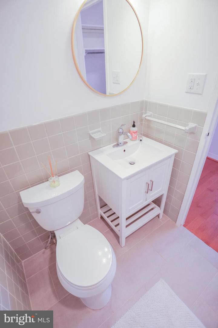 5406 CONNECTICUT AVE NW #803, WASHINGTON, District Of Columbia 20015, ,1 BathroomBathrooms,Residential,For sale,5406 CONNECTICUT AVE NW #803,DCDC2166466 MLS # DCDC2166466