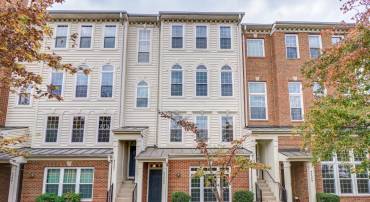 42305 ONYX TER, ALDIE, Virginia 20105, 2 Bedrooms Bedrooms, ,2 BathroomsBathrooms,Residential,For sale,42305 ONYX TER,VALO2082786 MLS # VALO2082786