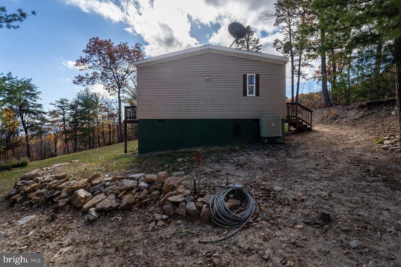 187 HOLLY HILL RD, LURAY, Virginia 22835, 3 Bedrooms Bedrooms, ,2 BathroomsBathrooms,Residential,For sale,187 HOLLY HILL RD,VAPA2004172 MLS # VAPA2004172