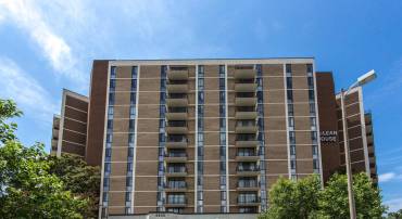 6800 FLEETWOOD RD #220, MCLEAN, Virginia 22101, 3 Bedrooms Bedrooms, ,2 BathroomsBathrooms,Residential,For sale,6800 FLEETWOOD RD #220,VAFX2209490 MLS # VAFX2209490