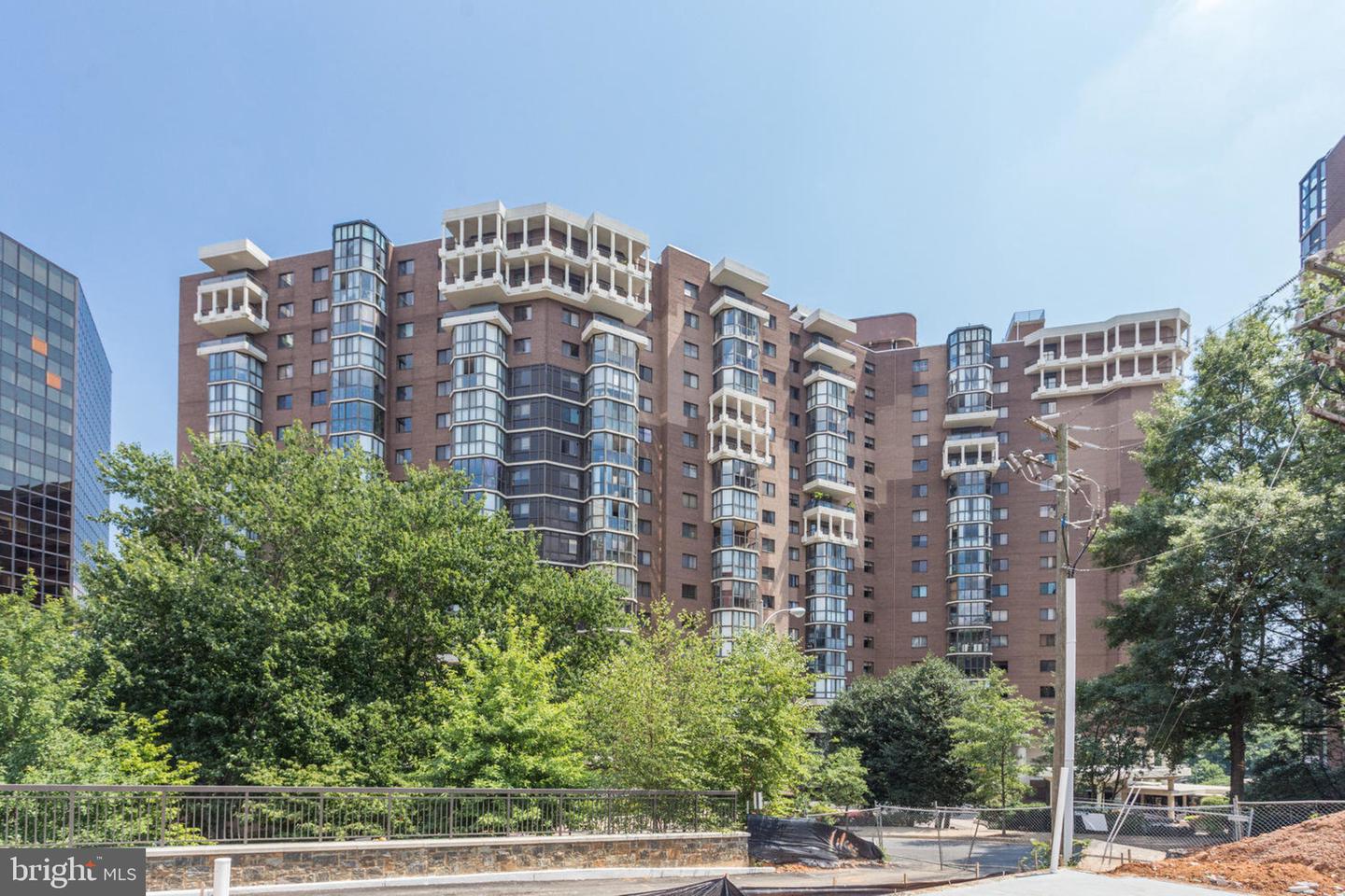 1600 N OAK ST #114, ARLINGTON, Virginia 22209, 3 Bedrooms Bedrooms, ,3 BathroomsBathrooms,Residential,For sale,1600 N OAK ST #114,VAAR2050044 MLS # VAAR2050044