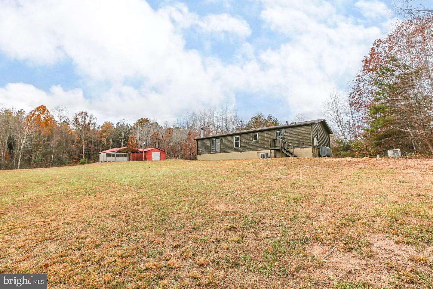 2642 CHALKLEVEL RD, LOUISA, Virginia 23093, 3 Bedrooms Bedrooms, ,2 BathroomsBathrooms,Residential,For sale,2642 CHALKLEVEL RD,VALA2006824 MLS # VALA2006824