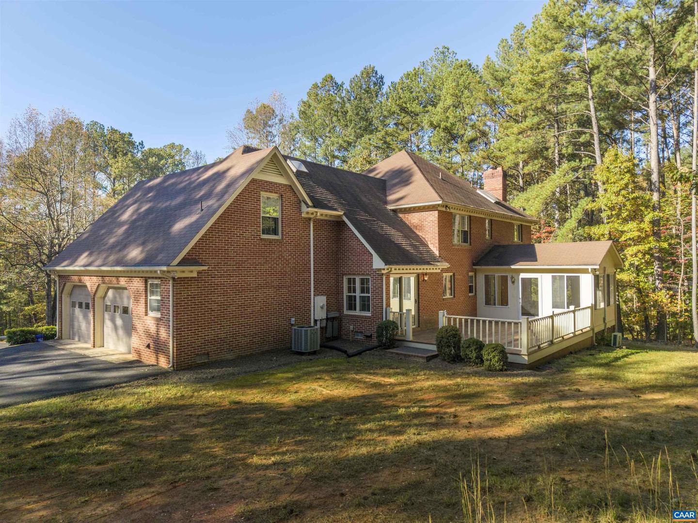 2360 SPRING BROOK DR, CHARLOTTESVILLE, Virginia 22901, 4 Bedrooms Bedrooms, ,4 BathroomsBathrooms,Residential,For sale,2360 SPRING BROOK DR,658613 MLS # 658613