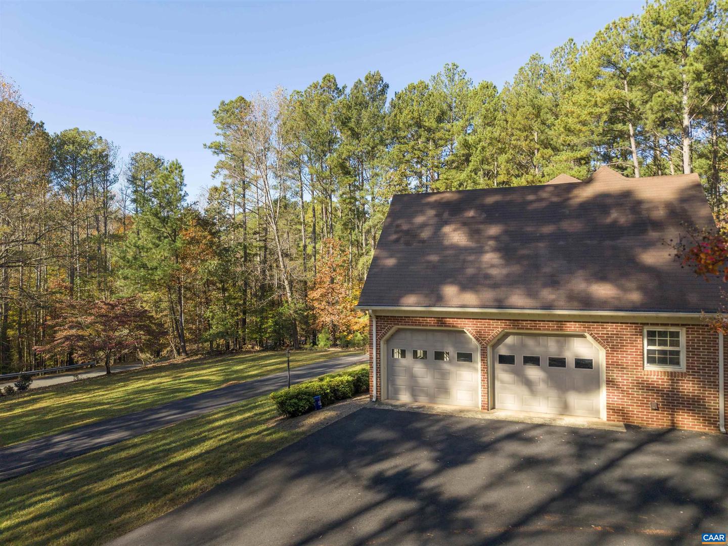 2360 SPRING BROOK DR, CHARLOTTESVILLE, Virginia 22901, 4 Bedrooms Bedrooms, ,4 BathroomsBathrooms,Residential,For sale,2360 SPRING BROOK DR,658613 MLS # 658613