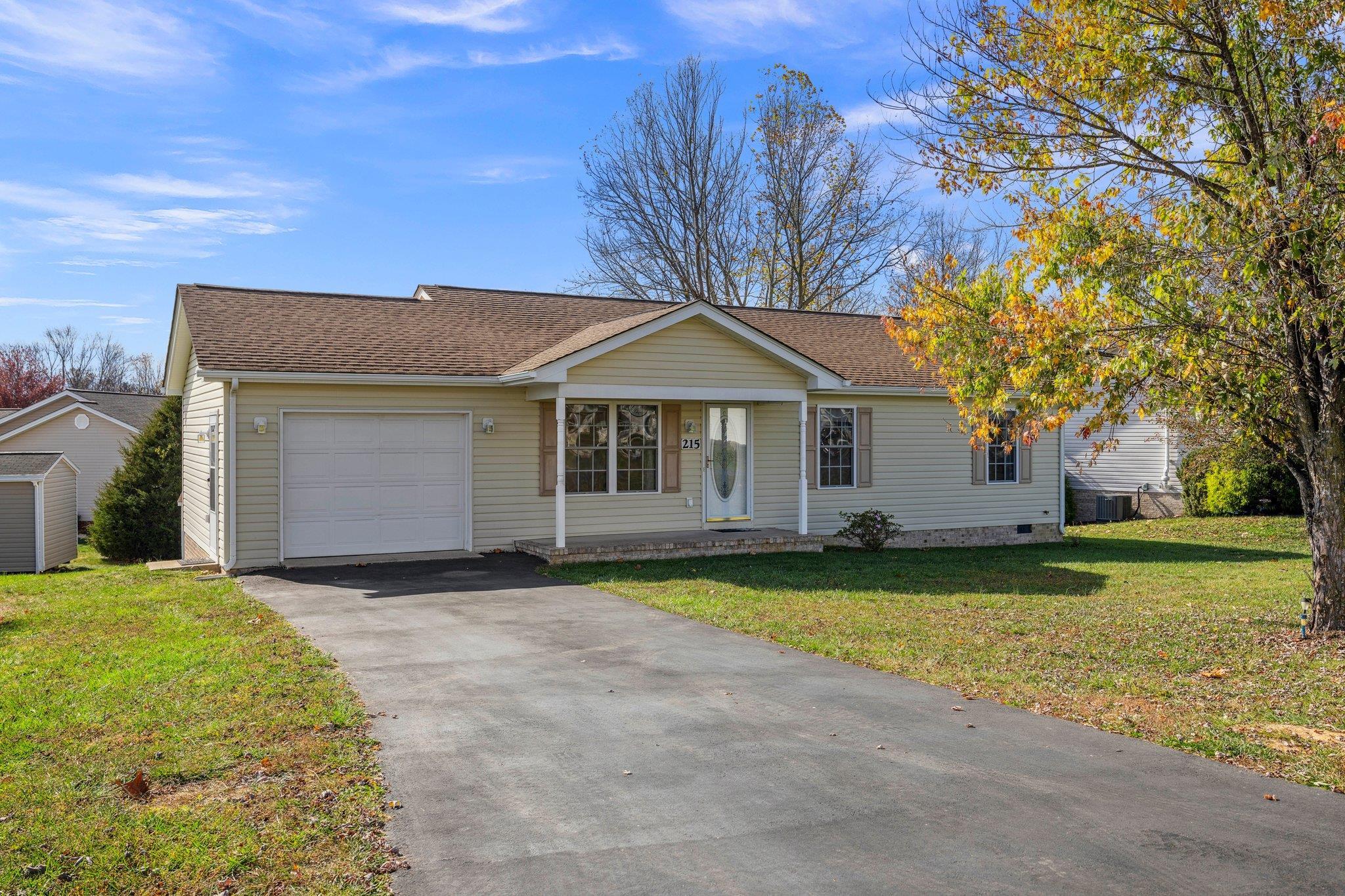 215 TANAGER LN, ELKTON, Virginia 22827, 3 Bedrooms Bedrooms, ,2 BathroomsBathrooms,Residential,215 TANAGER LN,658627 MLS # 658627