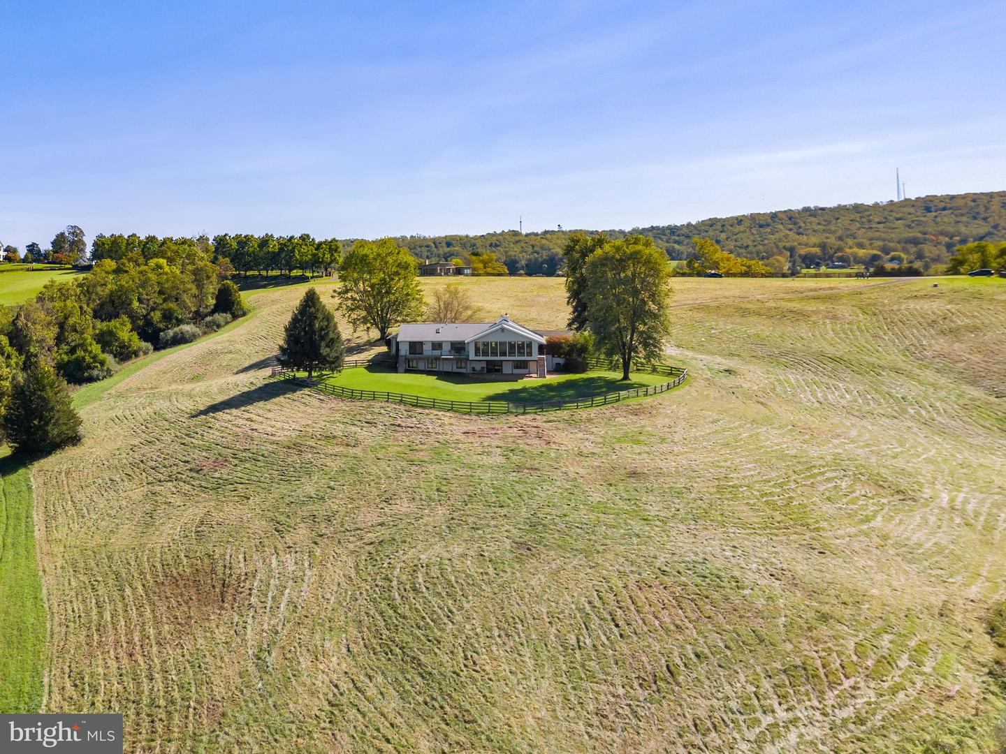 7076 BELLEVUE FARM RD, WARRENTON, Virginia 20186, 4 Bedrooms Bedrooms, ,4 BathroomsBathrooms,Residential,For sale,7076 BELLEVUE FARM RD,VAFQ2014240 MLS # VAFQ2014240