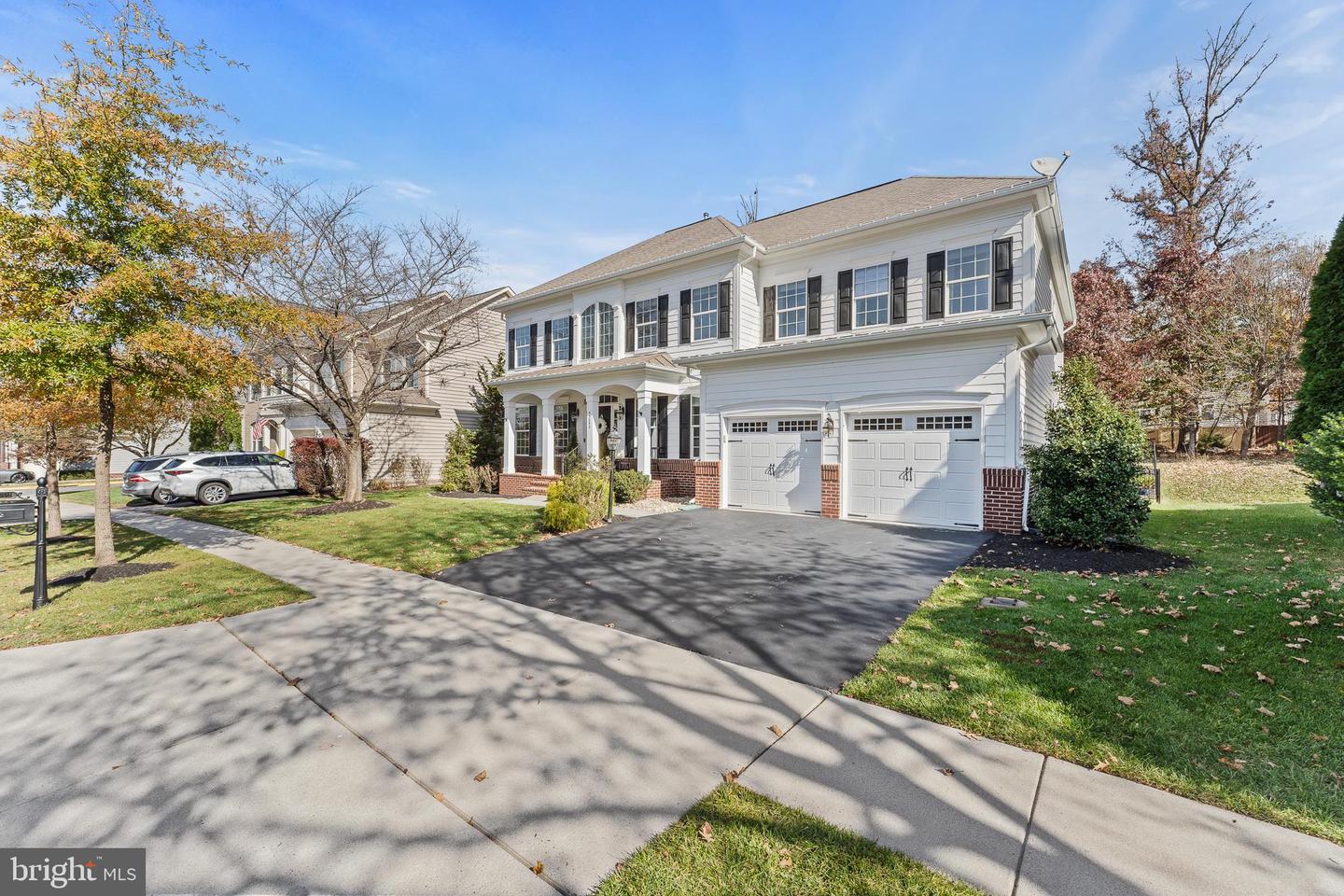 43853 RIVERPOINT DR, LEESBURG, Virginia 20176, 5 Bedrooms Bedrooms, ,4 BathroomsBathrooms,Residential,For sale,43853 RIVERPOINT DR,VALO2083186 MLS # VALO2083186