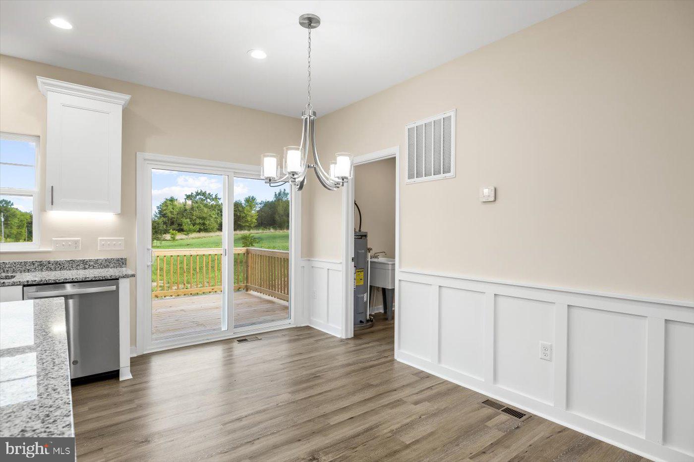 321 HUNTSMAN WAY, MONTROSS, Virginia 22520, 3 Bedrooms Bedrooms, ,2 BathroomsBathrooms,Residential,For sale,321 HUNTSMAN WAY,VAWE2007766 MLS # VAWE2007766