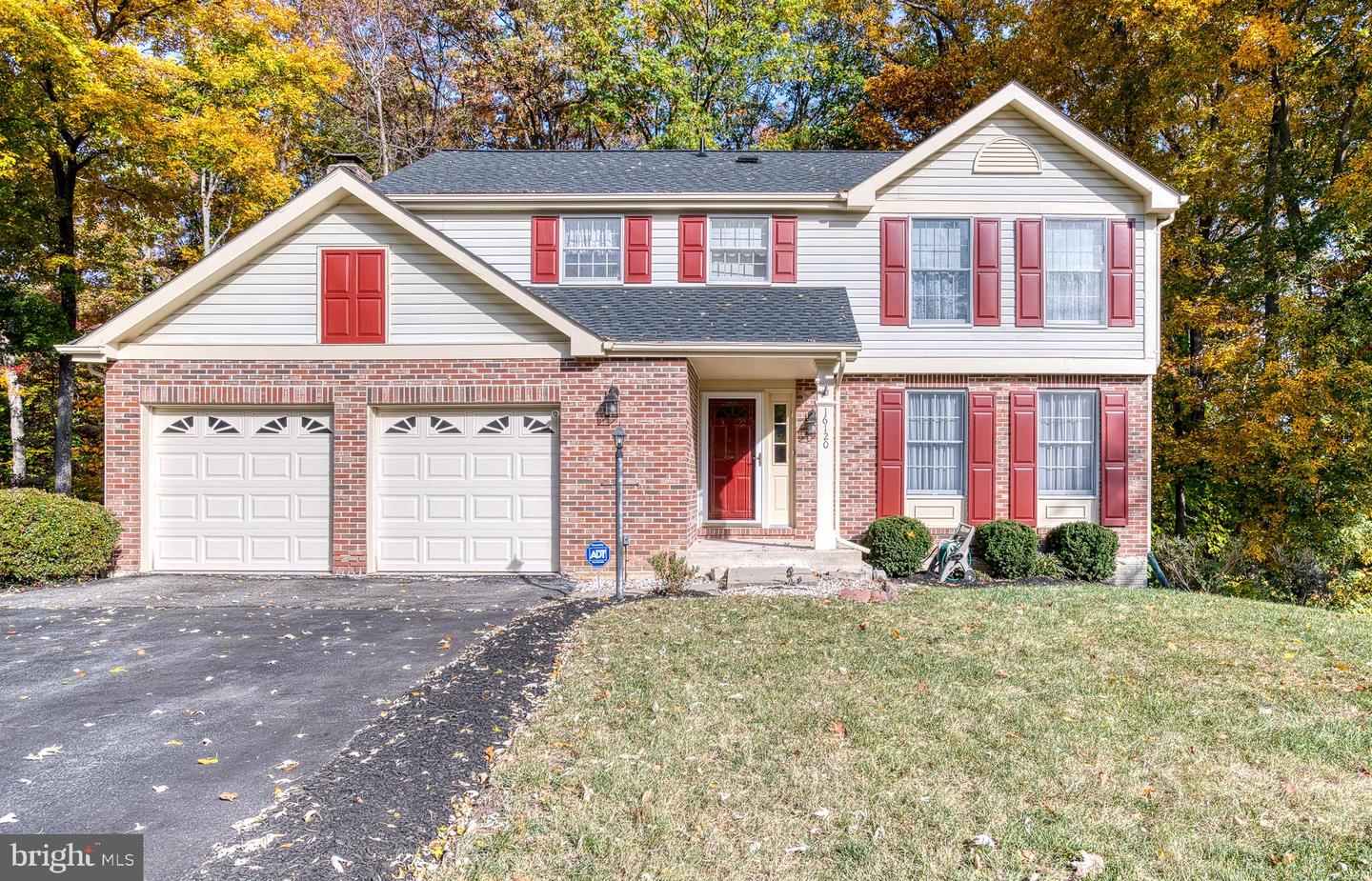 16120 OLMSTEAD LN, WOODBRIDGE, Virginia 22191, 4 Bedrooms Bedrooms, ,2 BathroomsBathrooms,Residential,For sale,16120 OLMSTEAD LN,VAPW2082246 MLS # VAPW2082246