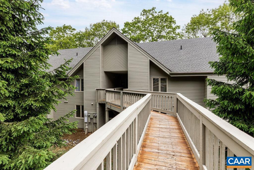 2243 TANNERS RIDGE CONDOS, WINTERGREEN RESORT, Virginia 22967, 1 Bedroom Bedrooms, ,1 BathroomBathrooms,Residential,For sale,2243 TANNERS RIDGE CONDOS,658637 MLS # 658637