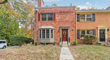 6060 HAVERHILL CT, SPRINGFIELD, Virginia 22152, 3 Bedrooms Bedrooms, ,2 BathroomsBathrooms,Residential,For sale,6060 HAVERHILL CT,VAFX2209774 MLS # VAFX2209774