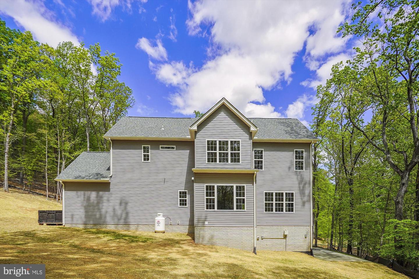 7245 BLACKWELL RD, WARRENTON, Virginia 20187, 4 Bedrooms Bedrooms, ,3 BathroomsBathrooms,Residential,For sale,7245 BLACKWELL RD,VAFQ2014674 MLS # VAFQ2014674